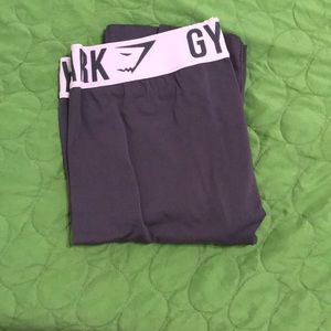 Gymshark Fit leggings. M. Grey w/ pink waistband